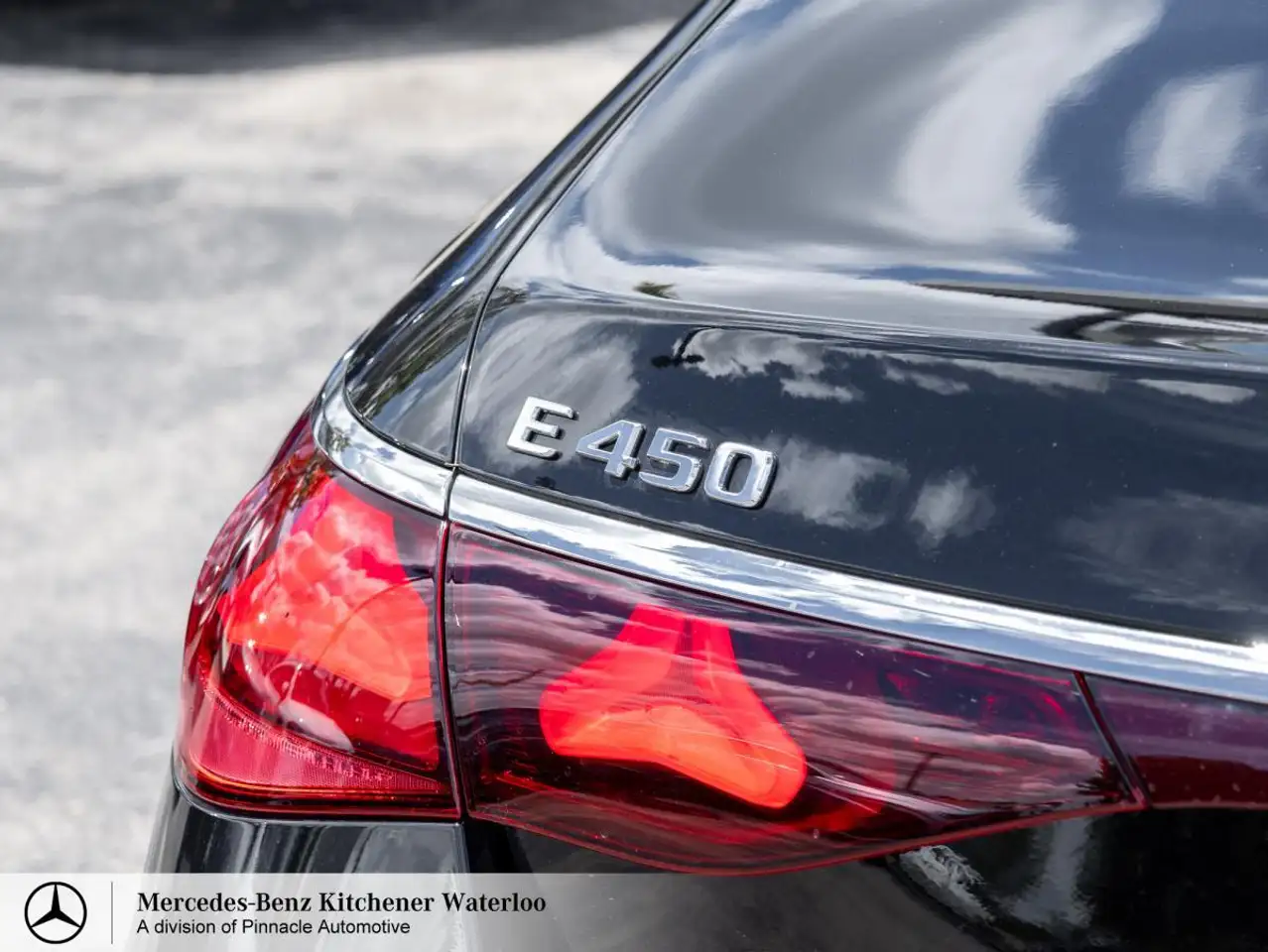 Mercedes-Benz E-Class photo Mercedes-Benz E-Class