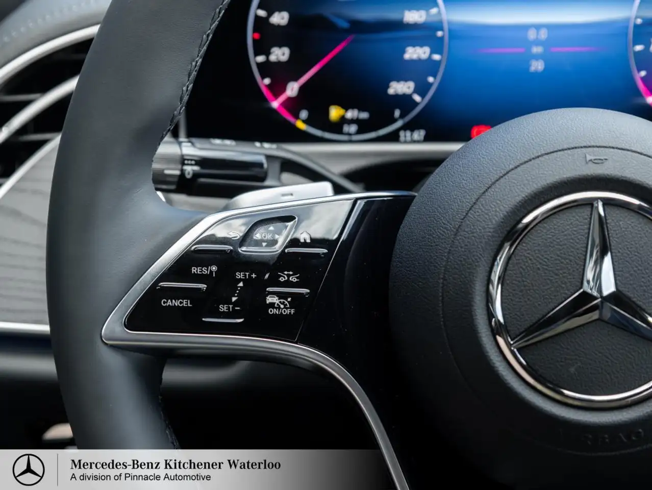 Mercedes-Benz E-Class photo Mercedes-Benz E-Class