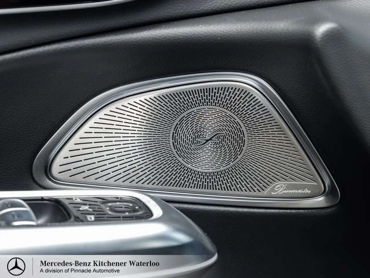 Mercedes-Benz E-Class photo Mercedes-Benz E-Class