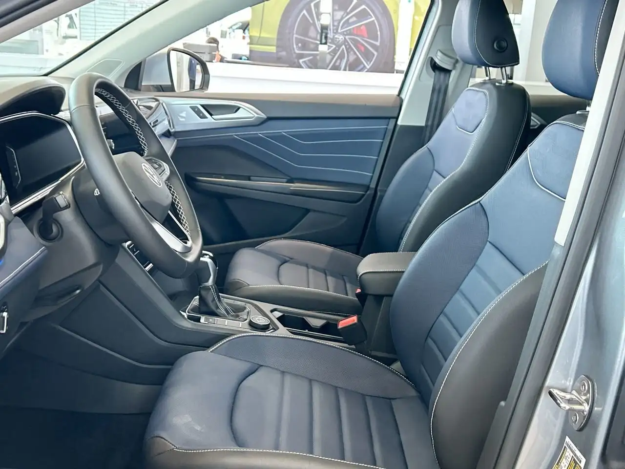 Volkswagen Taos снимка Volkswagen Taos