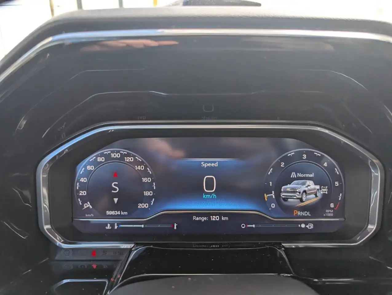 Chevrolet Silverado 1500 photo Chevrolet Silverado 1500