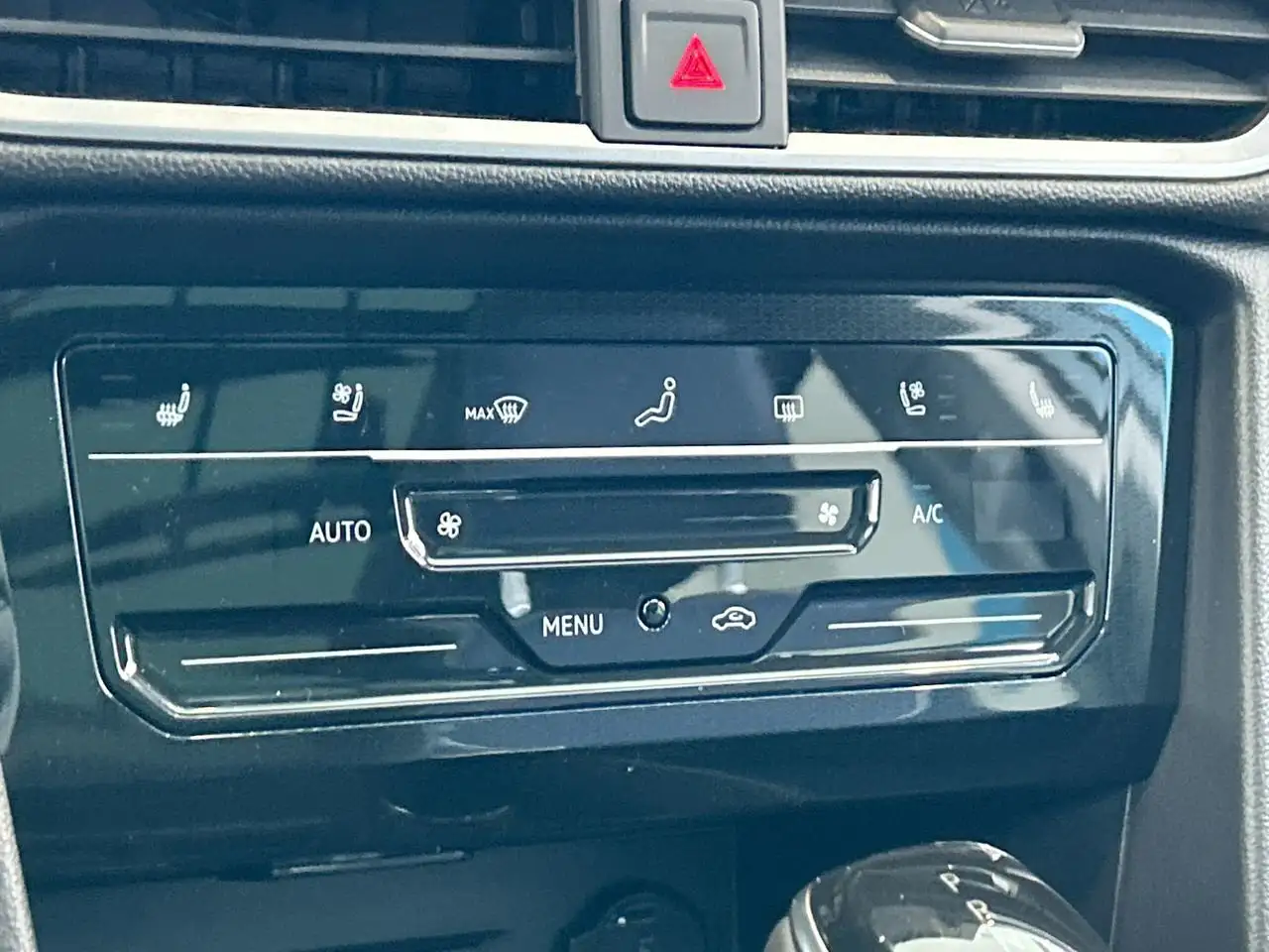 Volkswagen Taos снимка Volkswagen Taos