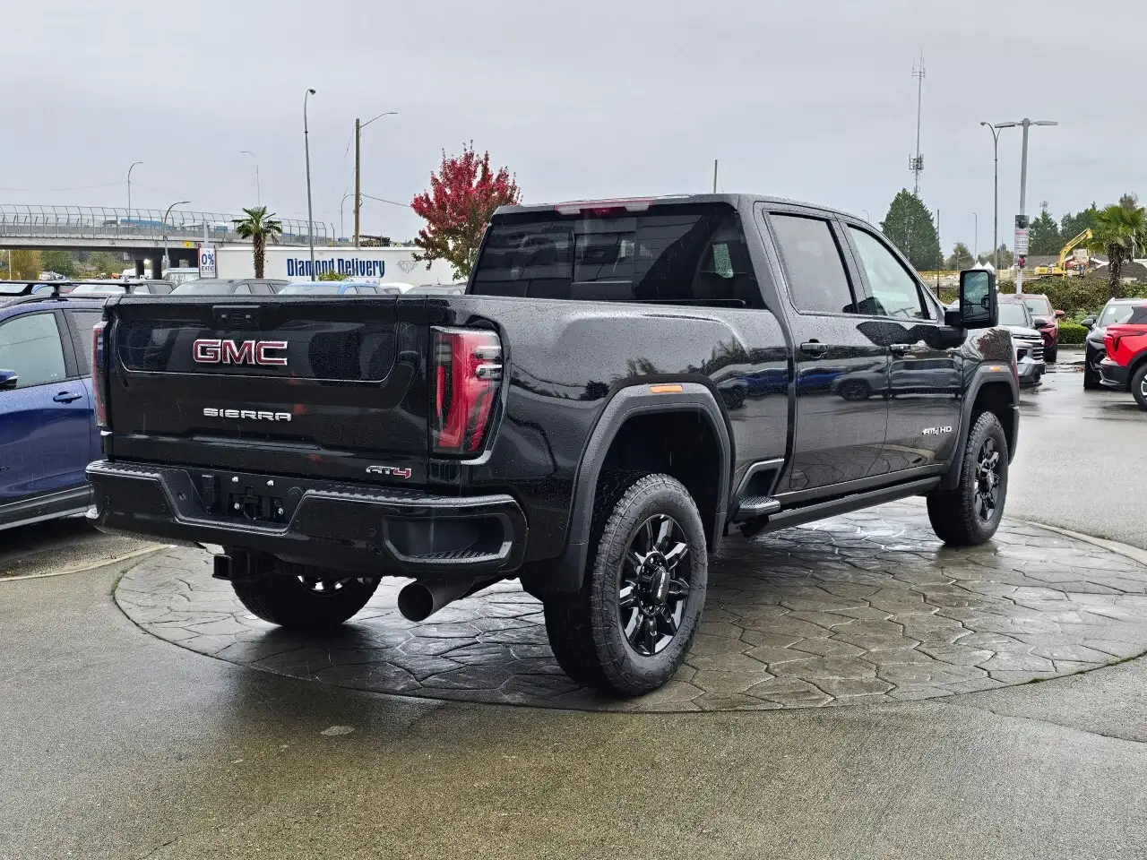 GMC Sierra 3500HD снимка GMC Sierra 3500HD
