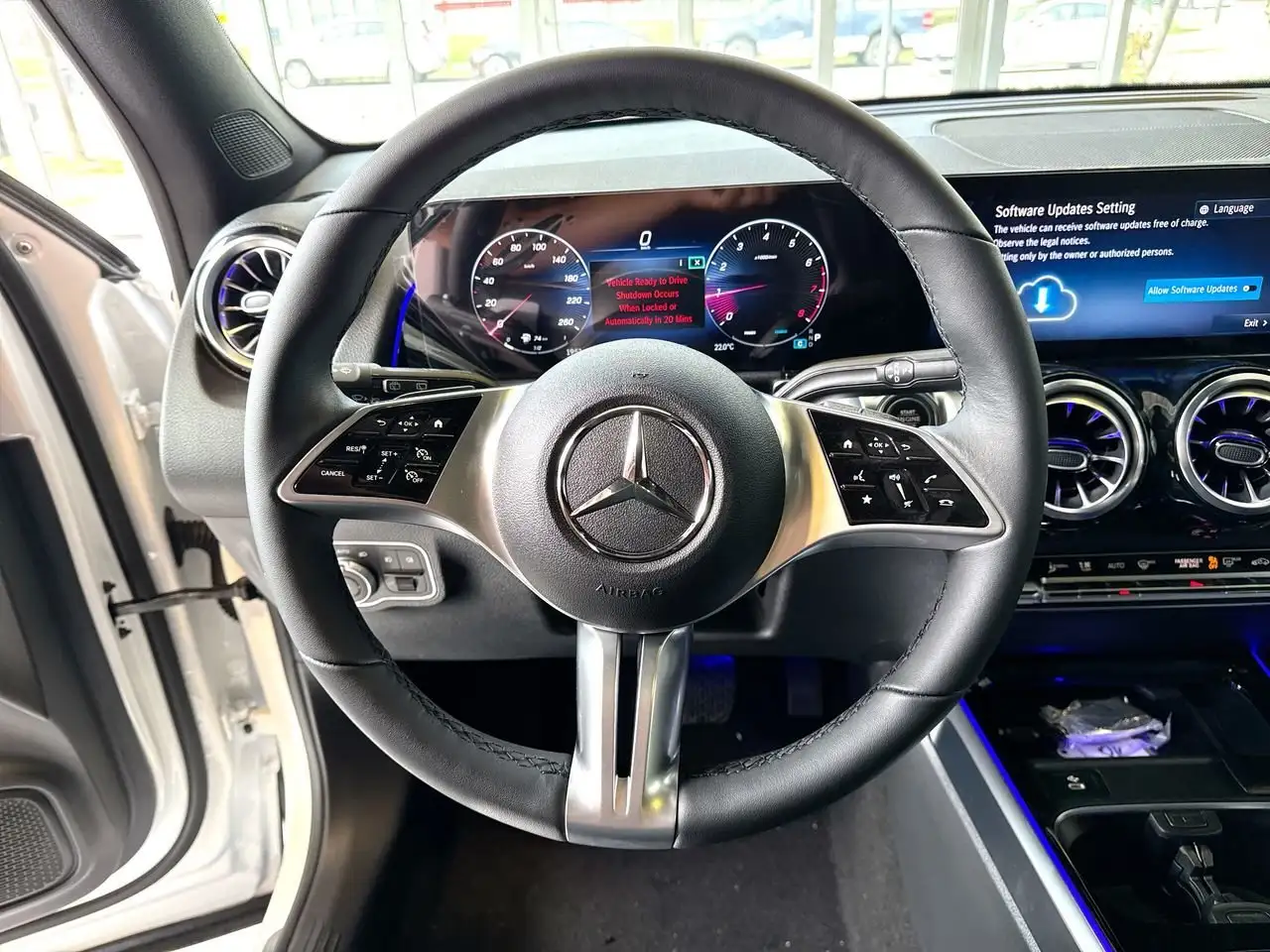 Mercedes-Benz GLB photo Mercedes-Benz GLB