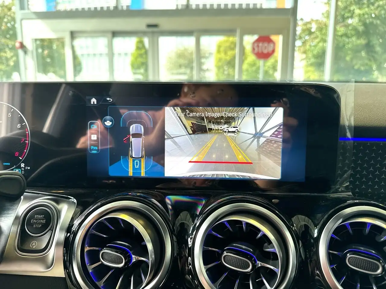 Mercedes-Benz GLB photo Mercedes-Benz GLB