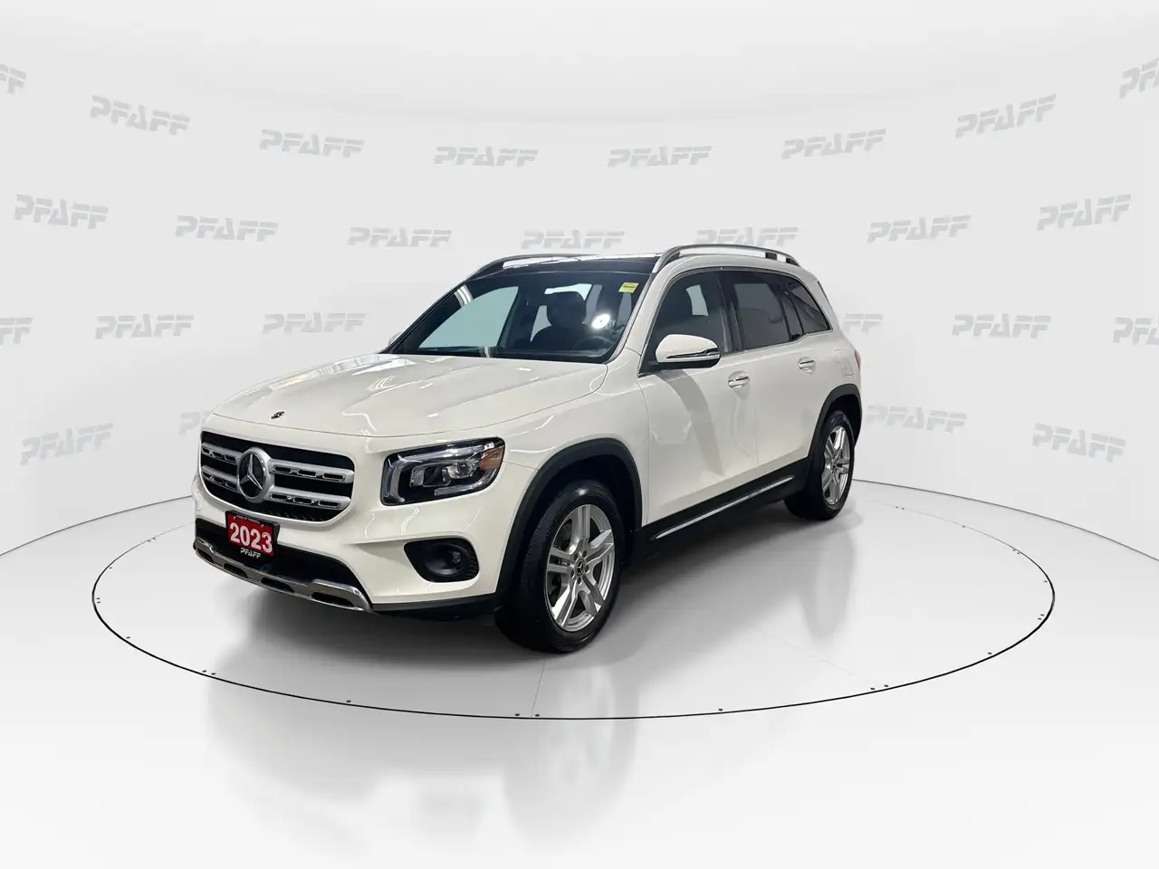 Mercedes-Benz GLB снимка Mercedes-Benz GLB