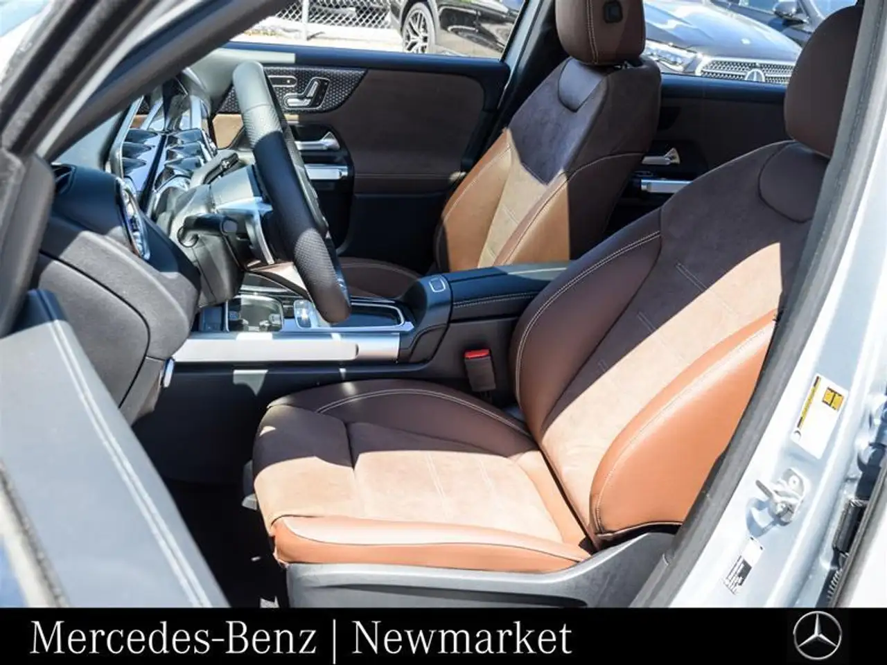 Mercedes-Benz GLB photo Mercedes-Benz GLB
