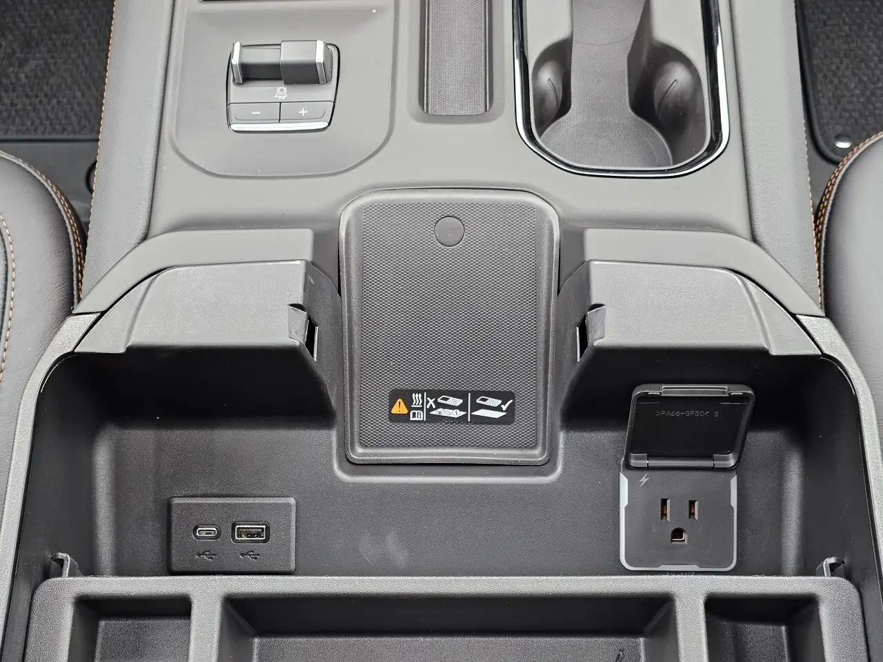 GMC Sierra 3500HD снимка GMC Sierra 3500HD