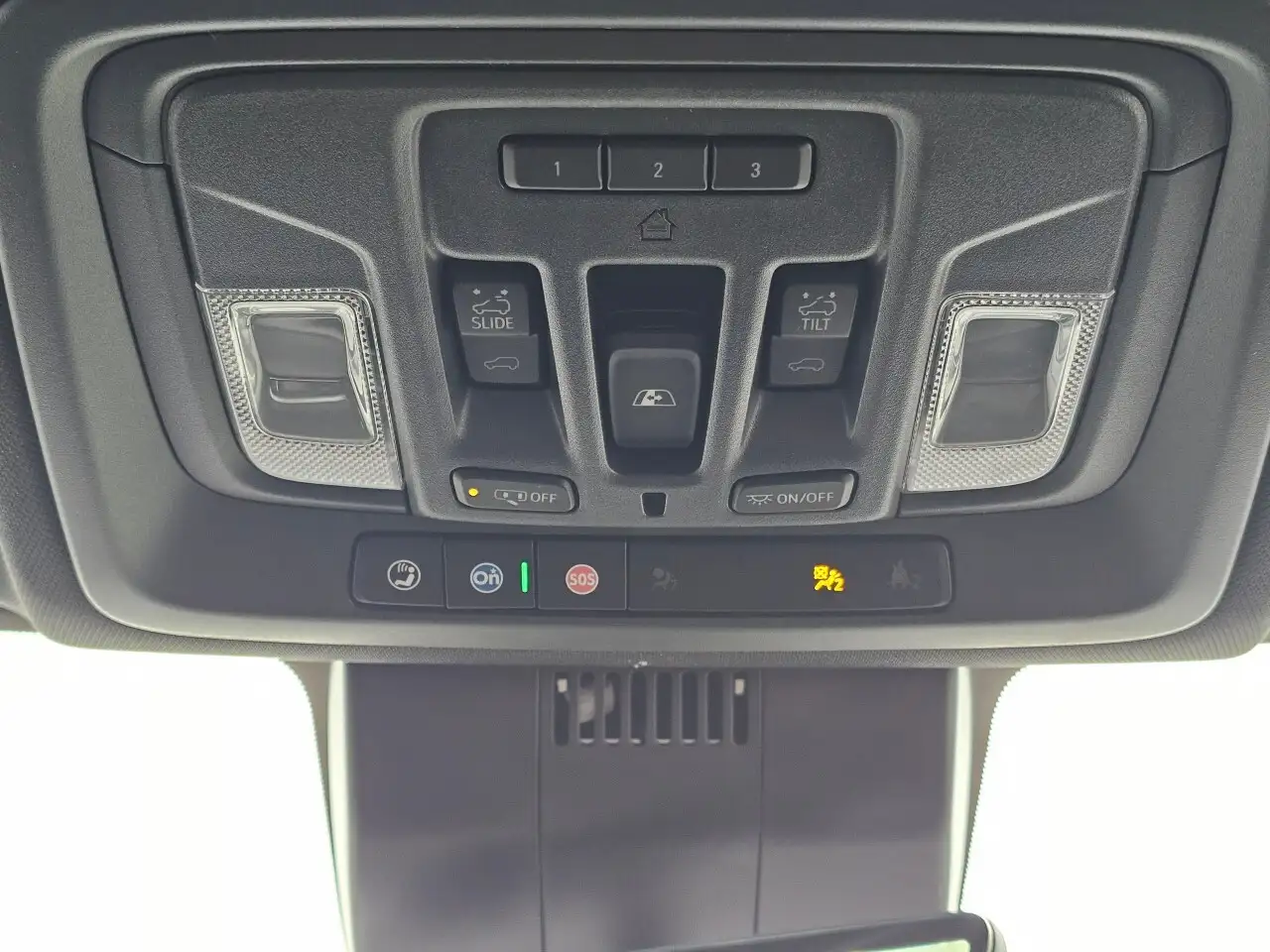 GMC Sierra 3500HD снимка GMC Sierra 3500HD