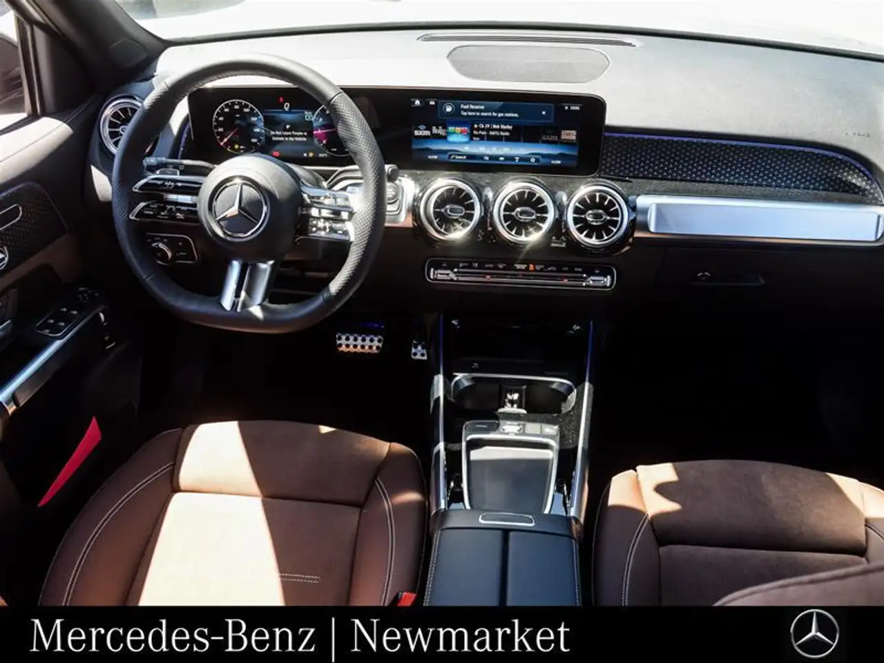 Mercedes-Benz GLB photo Mercedes-Benz GLB
