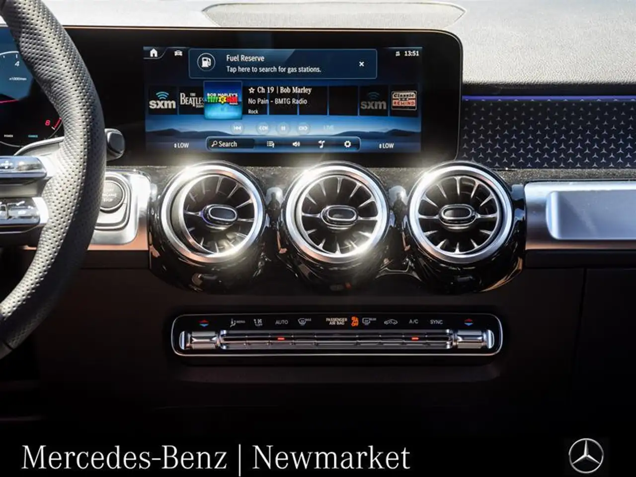 Mercedes-Benz GLB photo Mercedes-Benz GLB