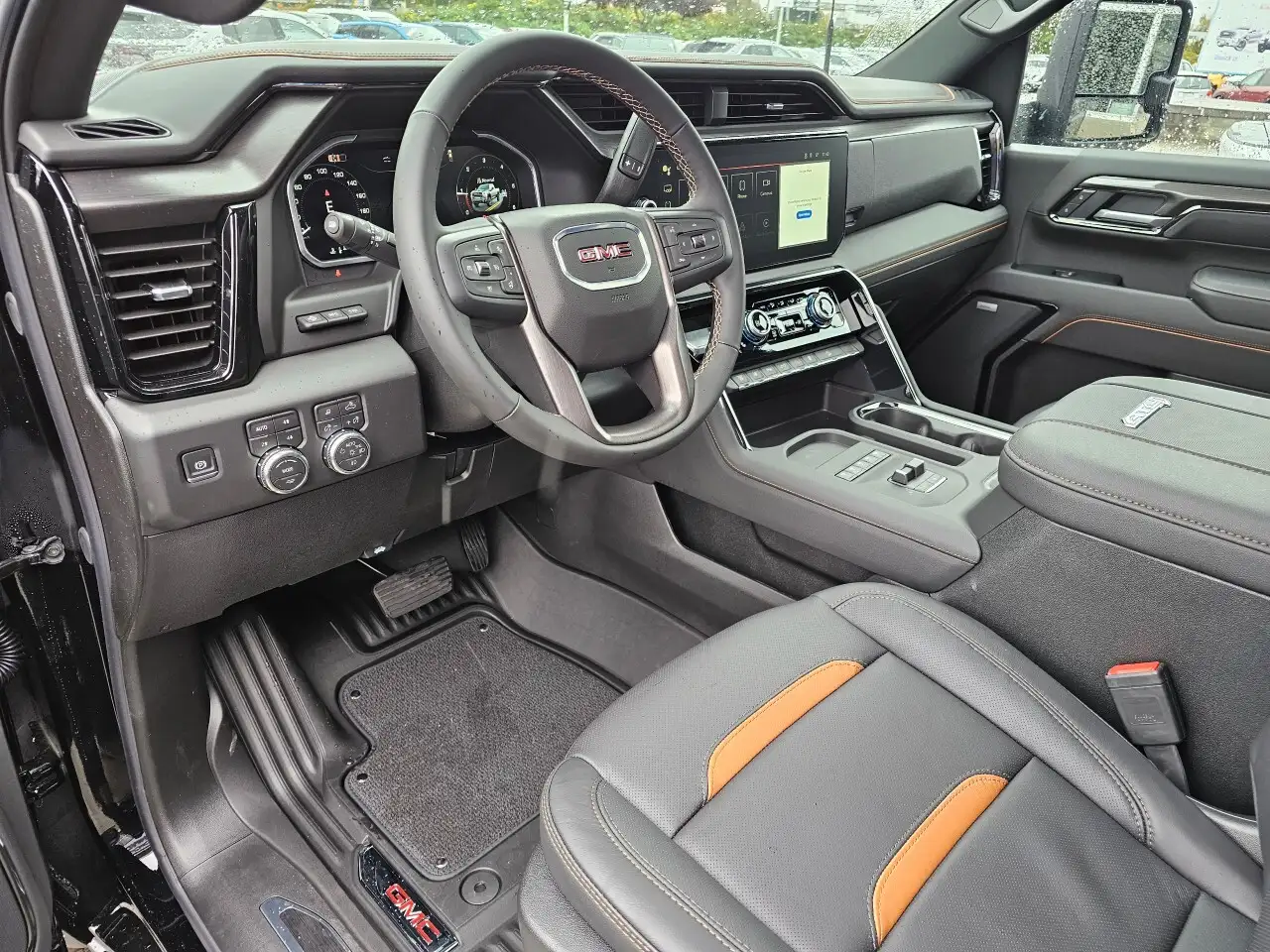GMC Sierra 3500HD снимка GMC Sierra 3500HD