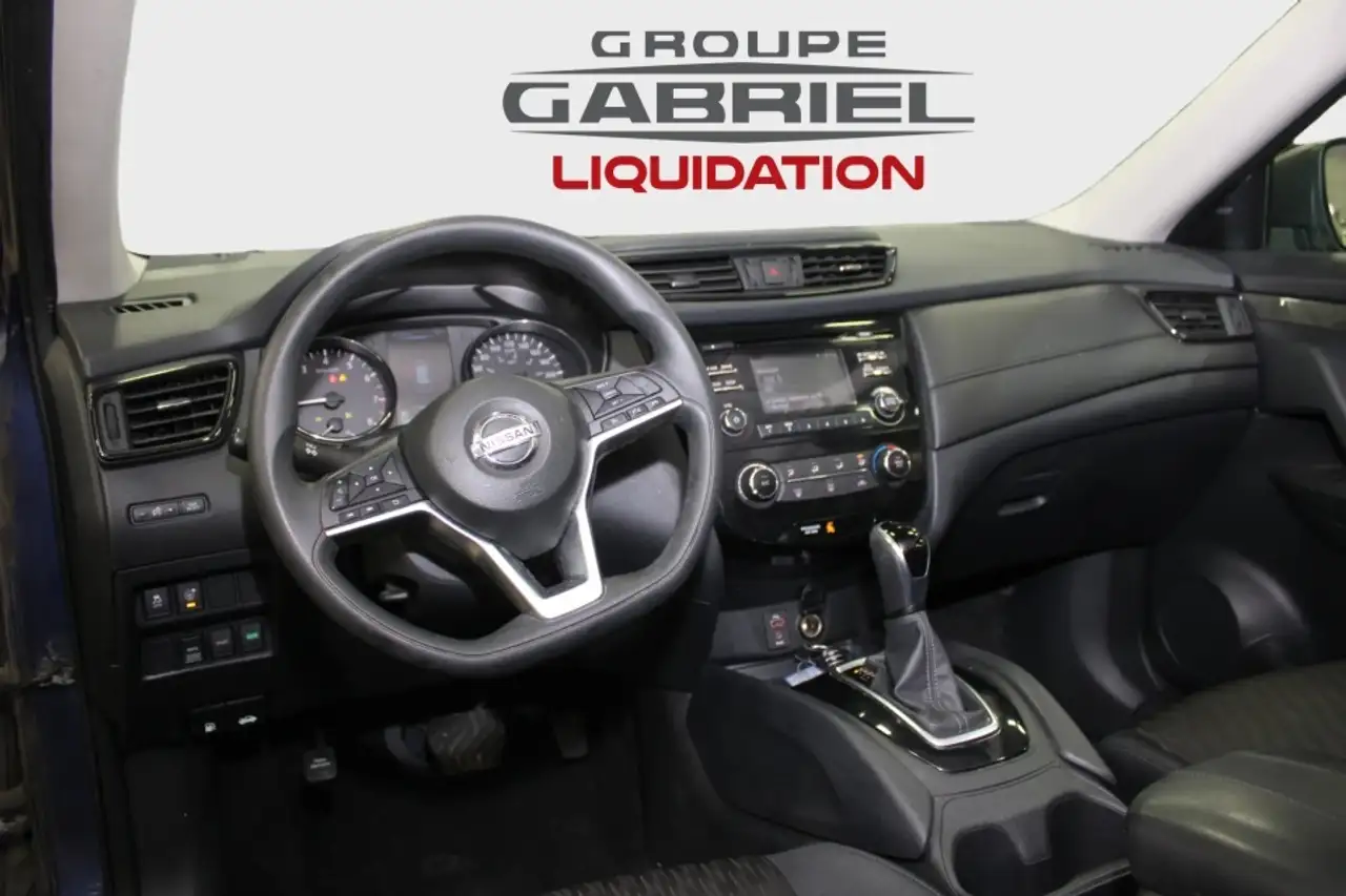 Nissan Rogue fotografie Nissan Rogue