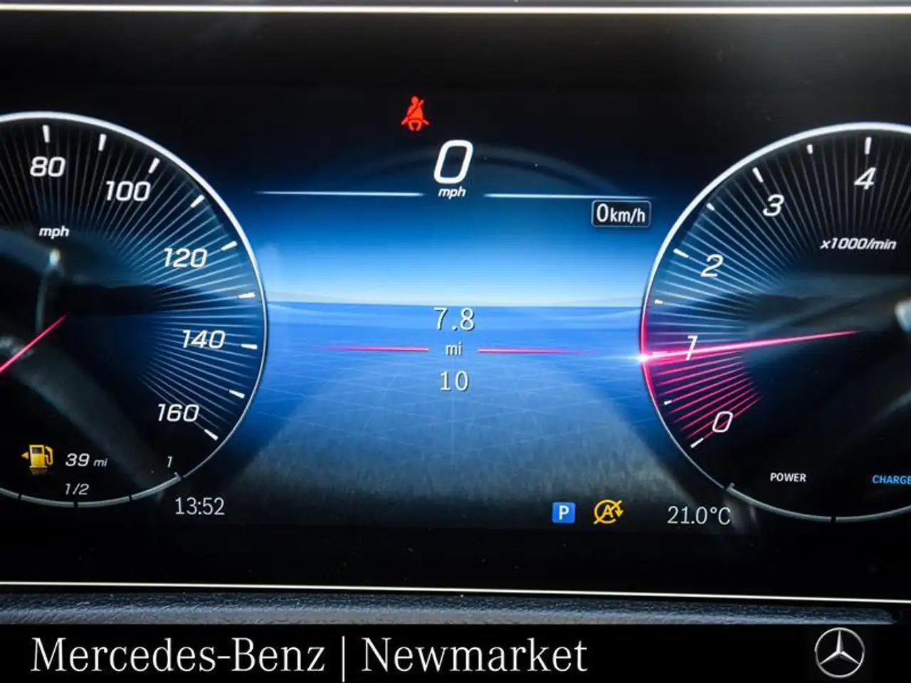 Mercedes-Benz GLB photo Mercedes-Benz GLB