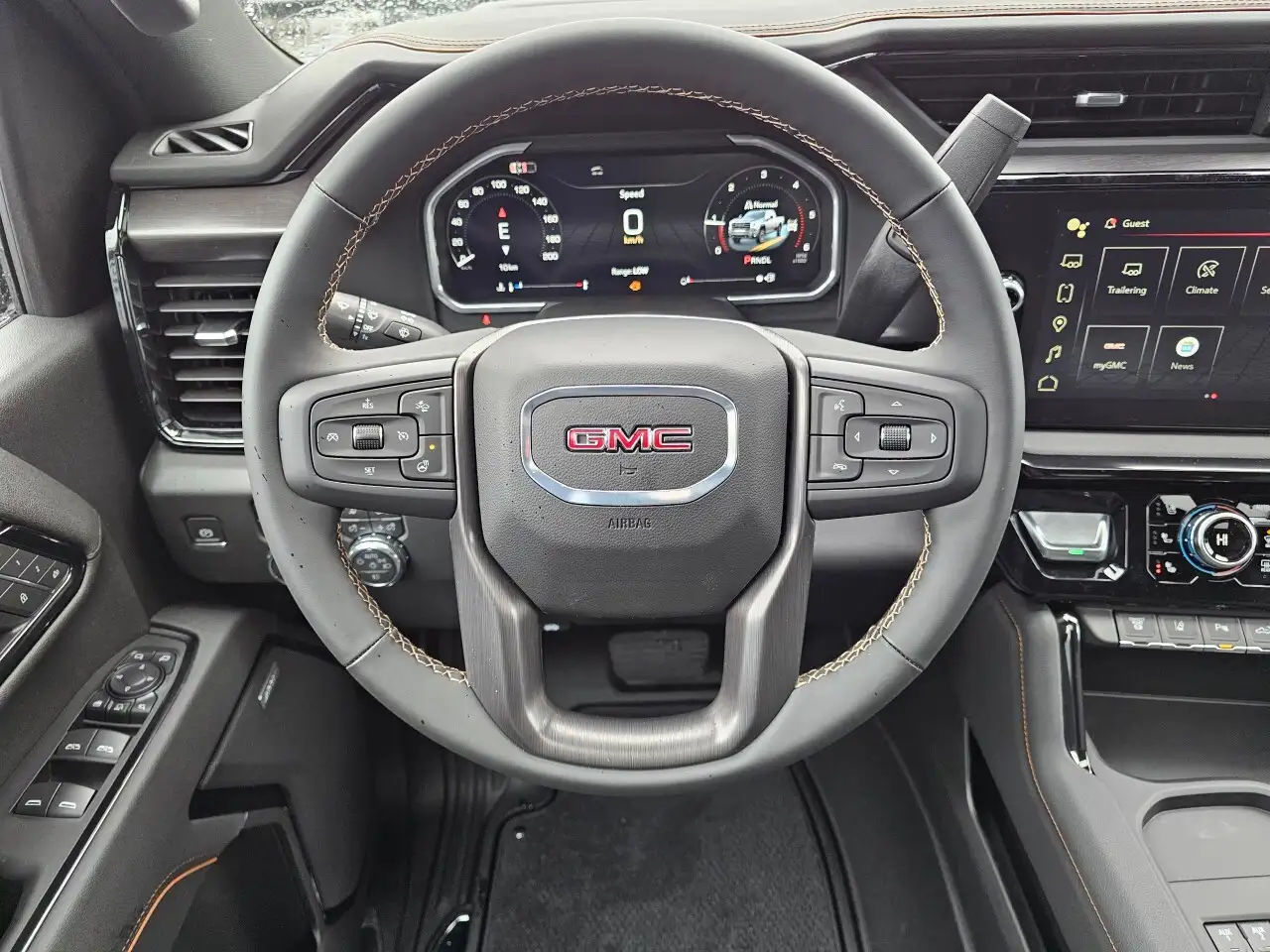 GMC Sierra 3500HD снимка GMC Sierra 3500HD