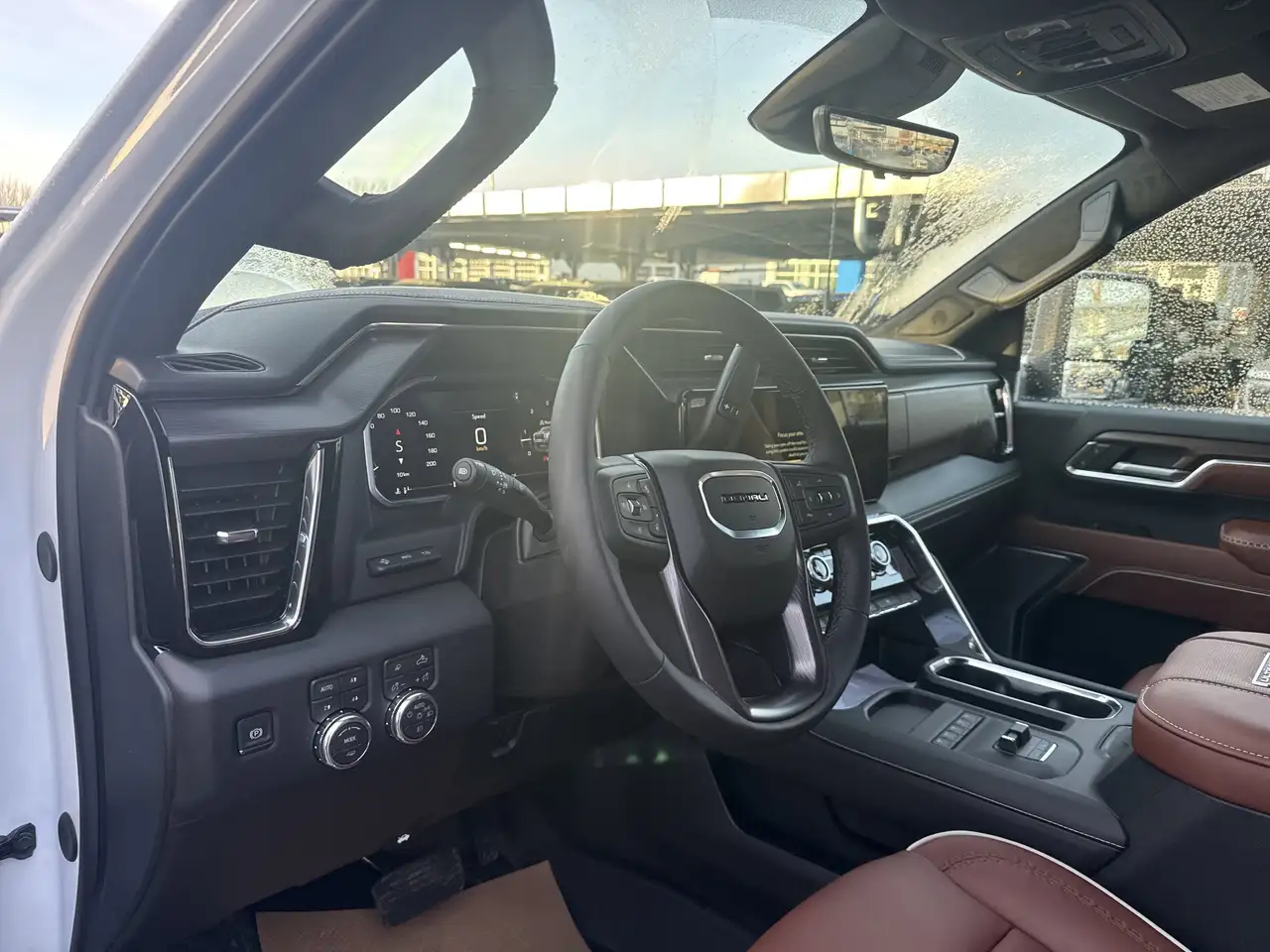GMC Sierra 3500HD снимка GMC Sierra 3500HD