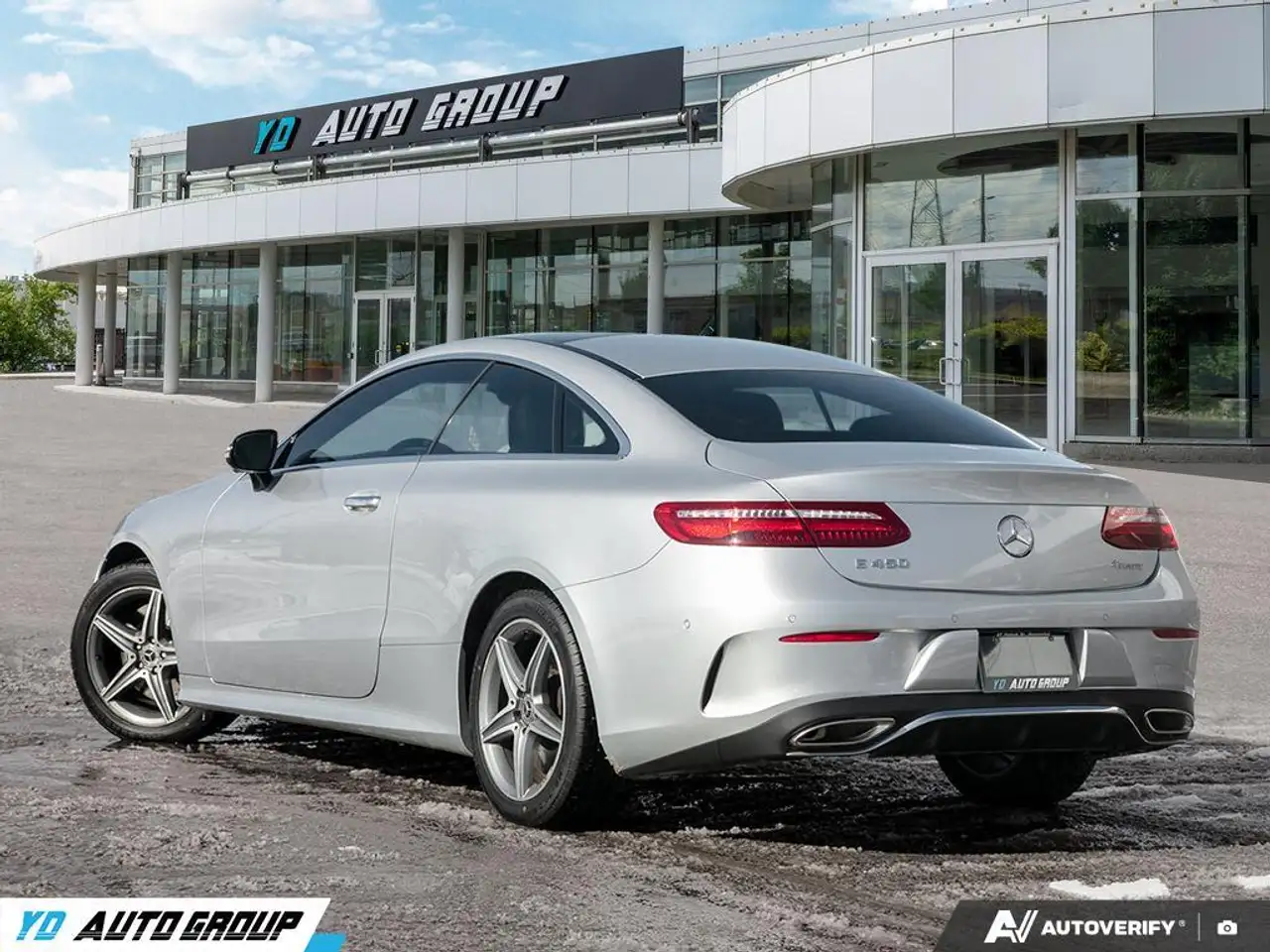 Mercedes-Benz E-Class fotografie Mercedes-Benz E-Class