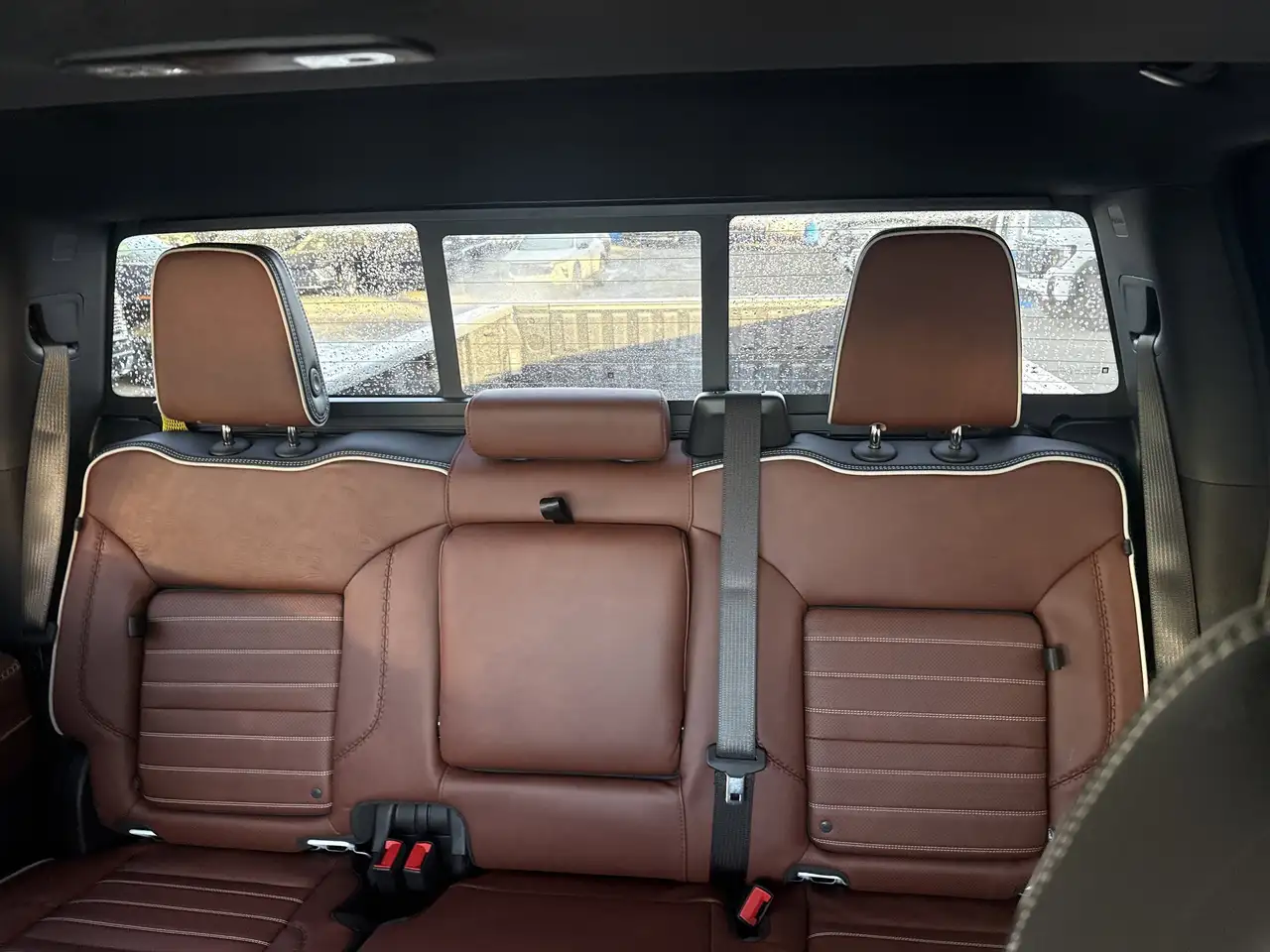 GMC Sierra 3500HD снимка GMC Sierra 3500HD