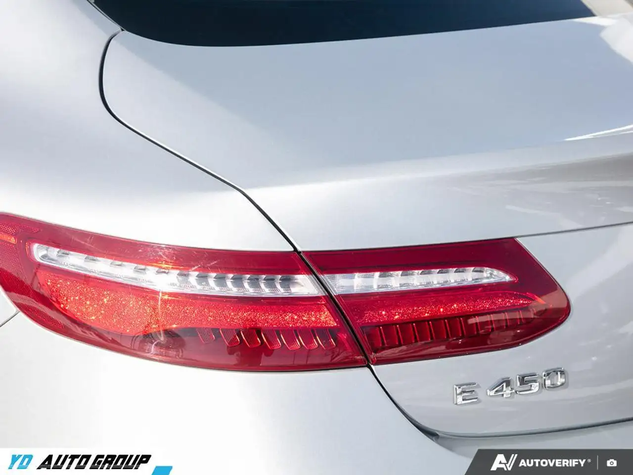 Mercedes-Benz E-Class fotografie Mercedes-Benz E-Class
