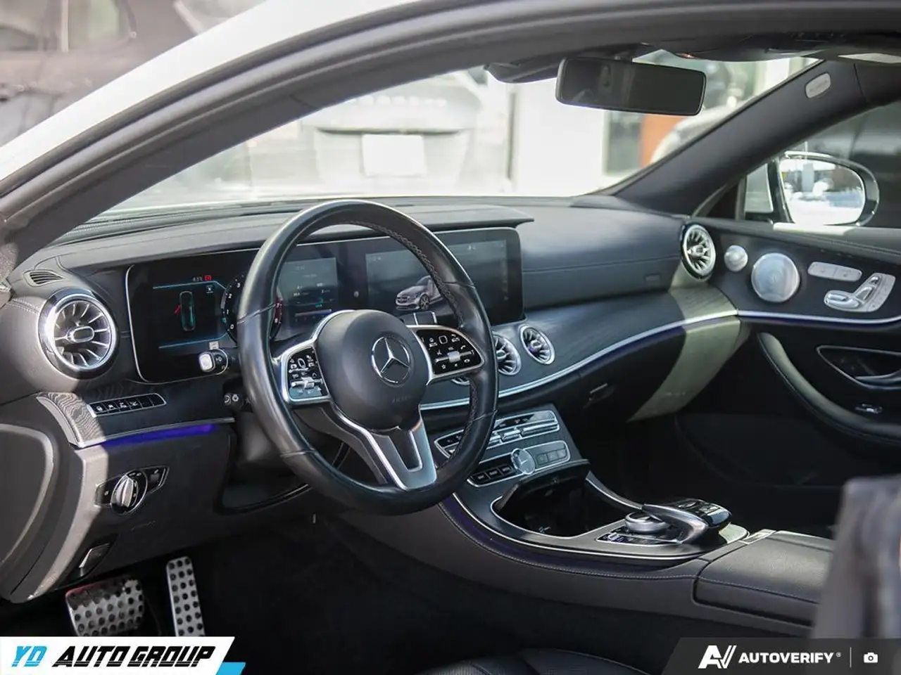 Mercedes-Benz E-Class fotografie Mercedes-Benz E-Class