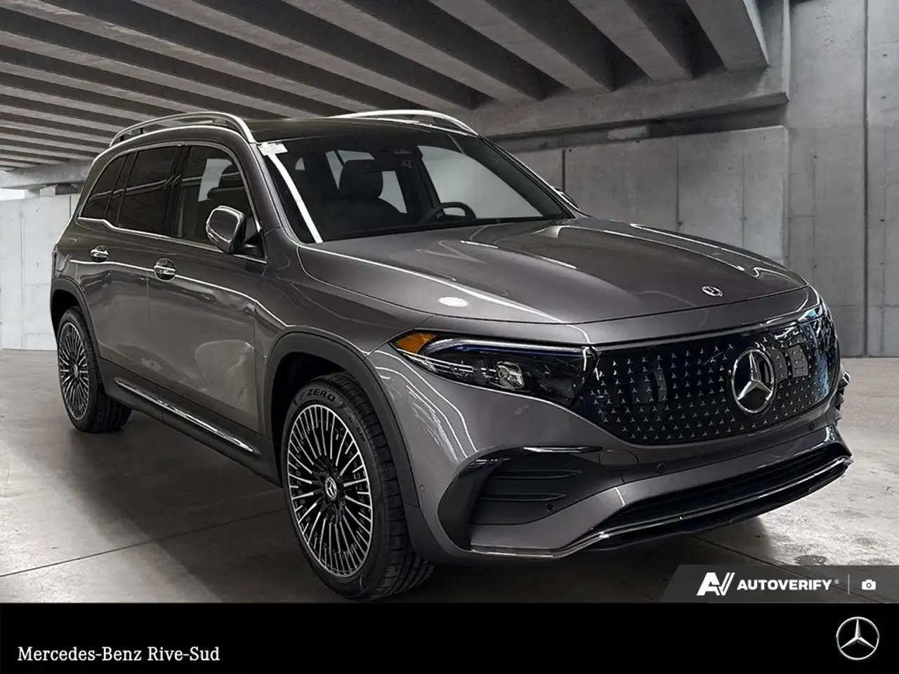 Mercedes-Benz EQB снимка Mercedes-Benz EQB