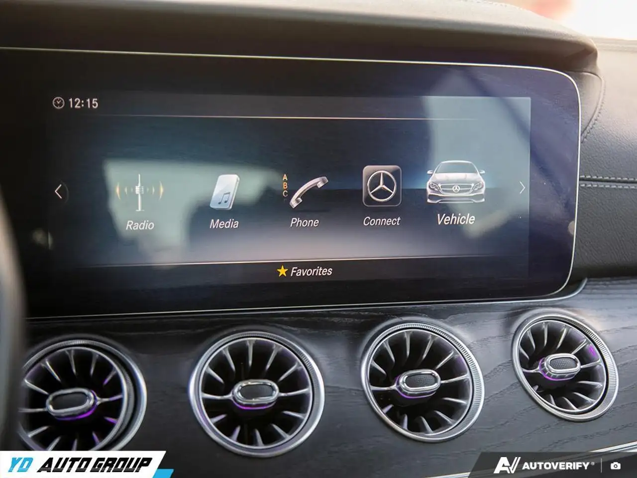 Mercedes-Benz E-Class fotografie Mercedes-Benz E-Class
