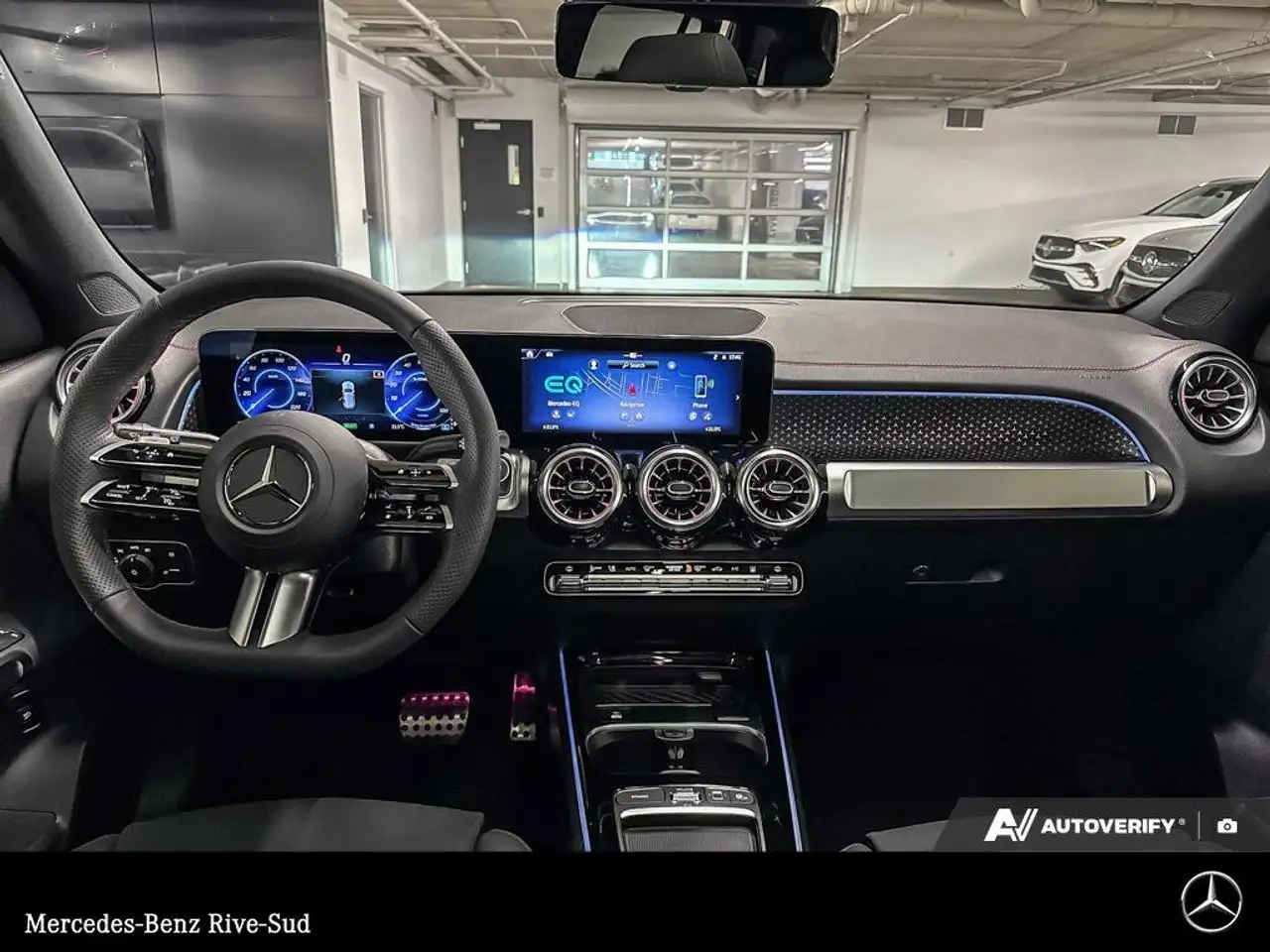 Mercedes-Benz EQB снимка Mercedes-Benz EQB