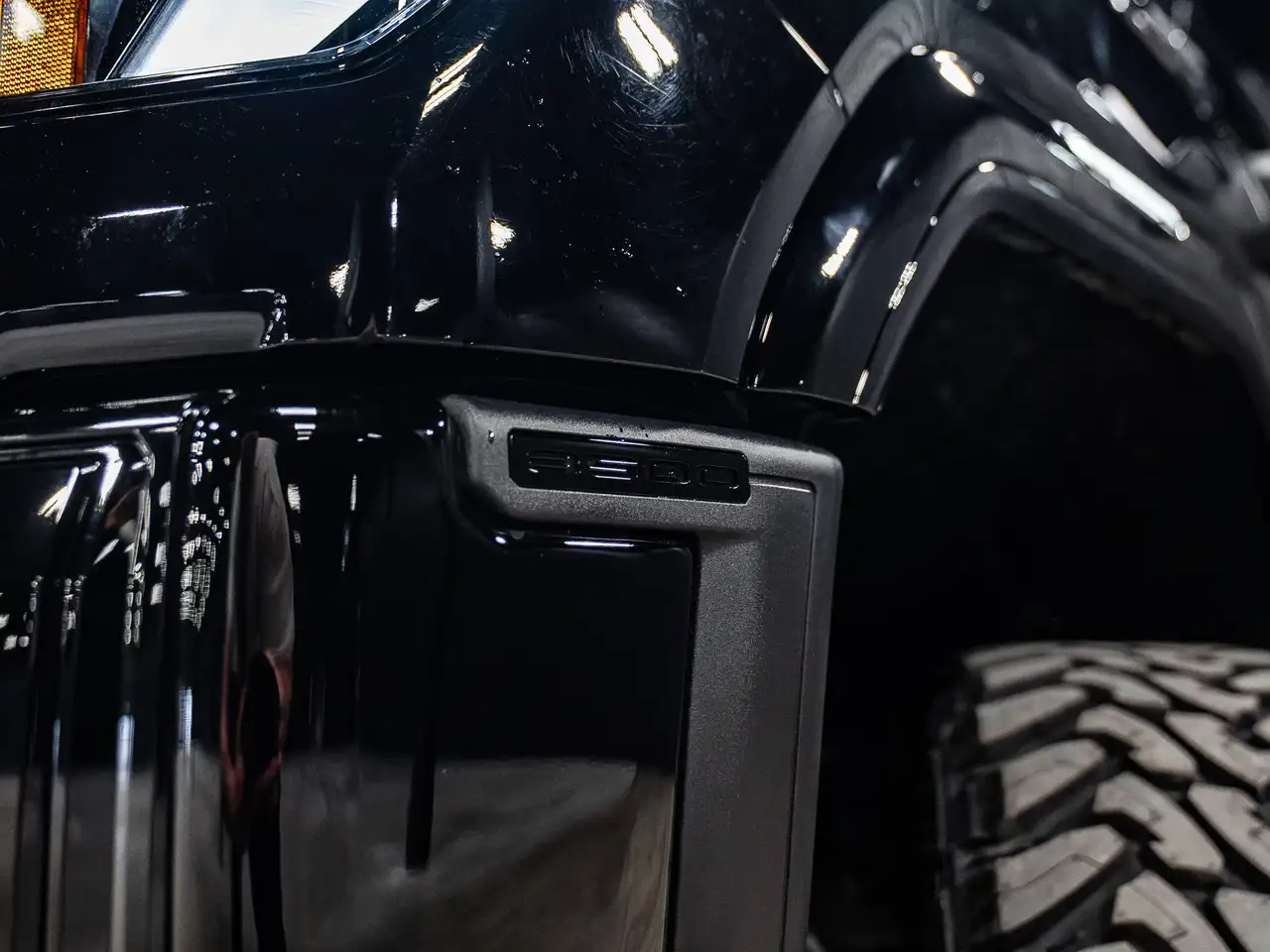 GMC Sierra 3500HD снимка GMC Sierra 3500HD