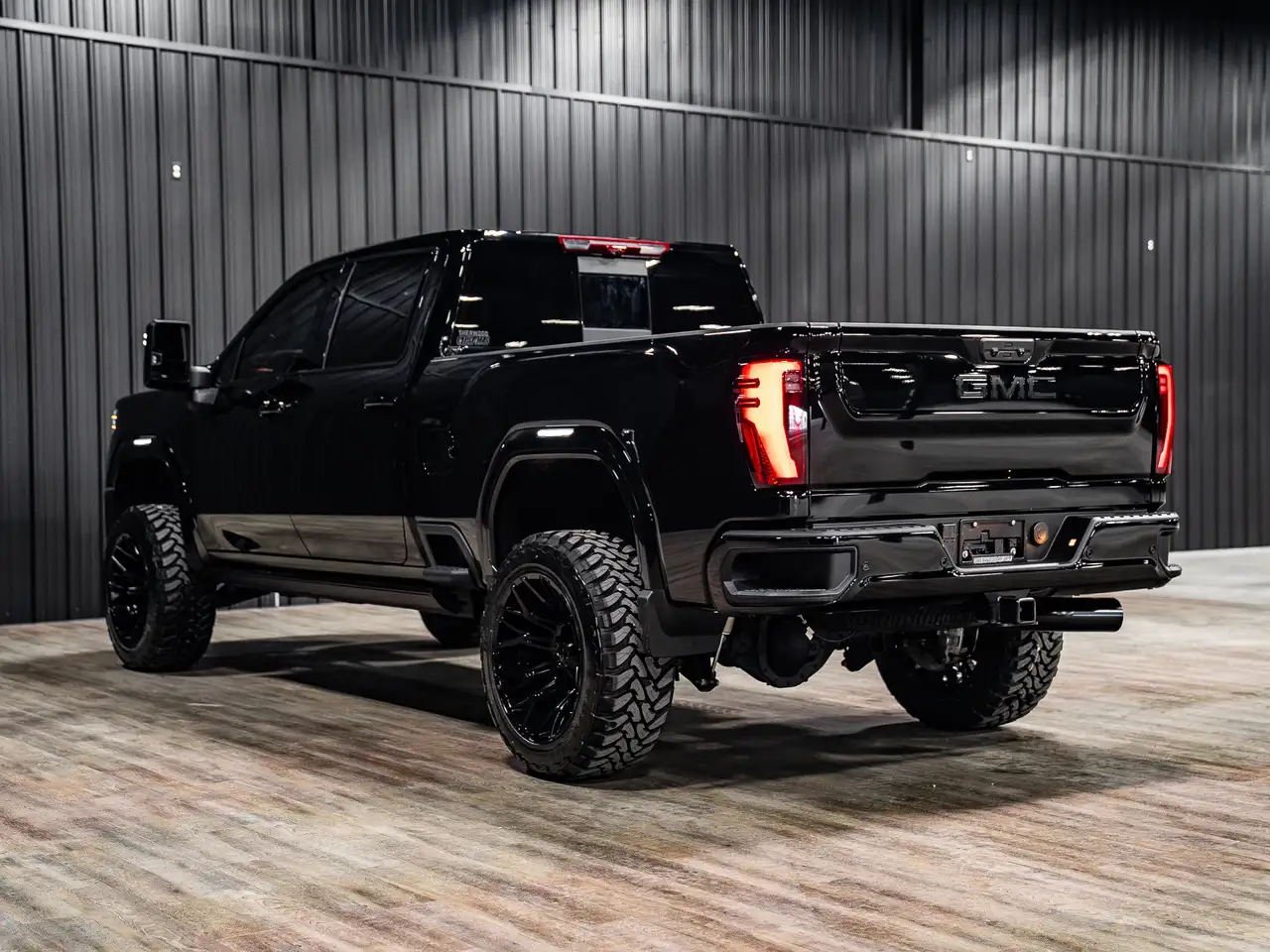 GMC Sierra 3500HD снимка GMC Sierra 3500HD