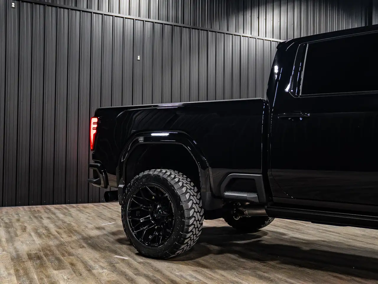 GMC Sierra 3500HD снимка GMC Sierra 3500HD