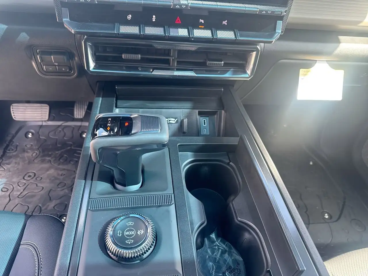 GMC HUMMER EV Pickup fotografie GMC HUMMER EV Pickup