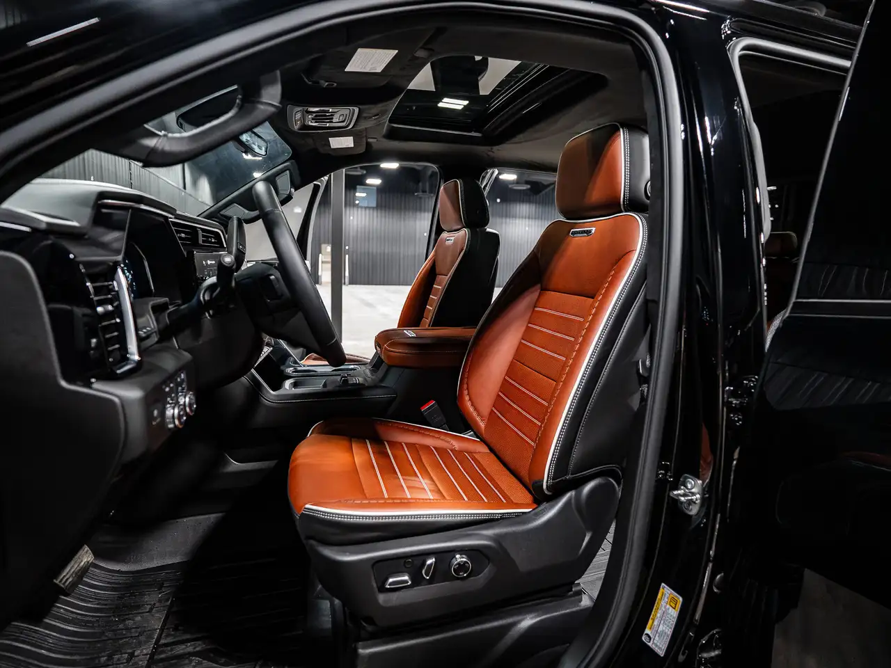 GMC Sierra 3500HD снимка GMC Sierra 3500HD