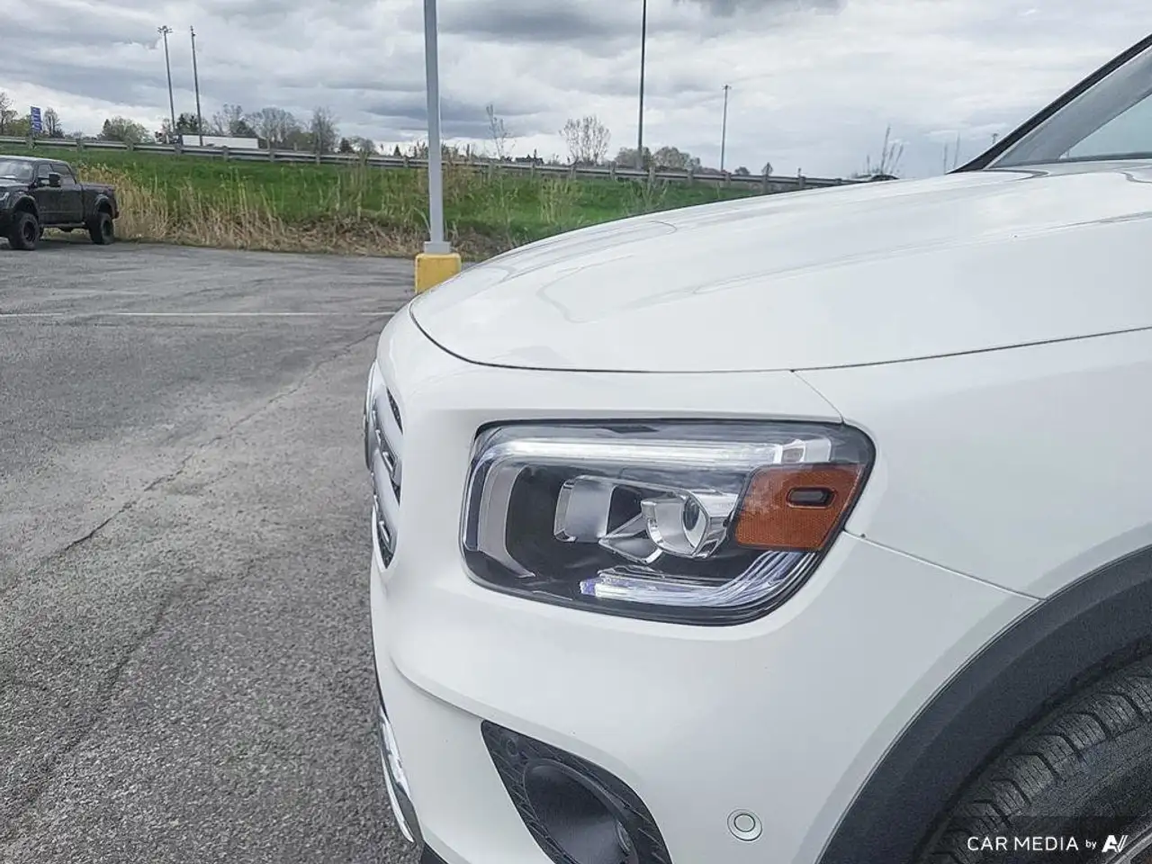 Mercedes-Benz GLB fotografie Mercedes-Benz GLB