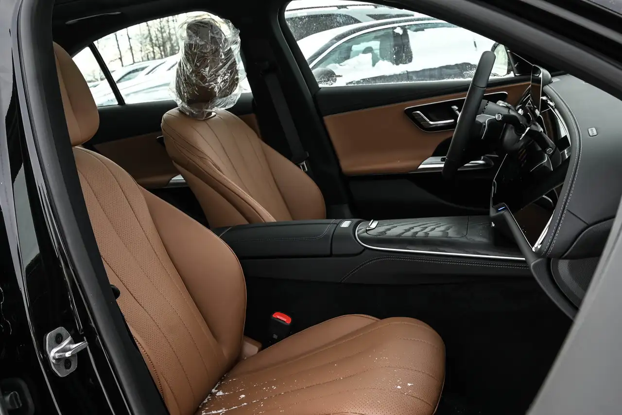Mercedes-Benz E-Class fotografie Mercedes-Benz E-Class