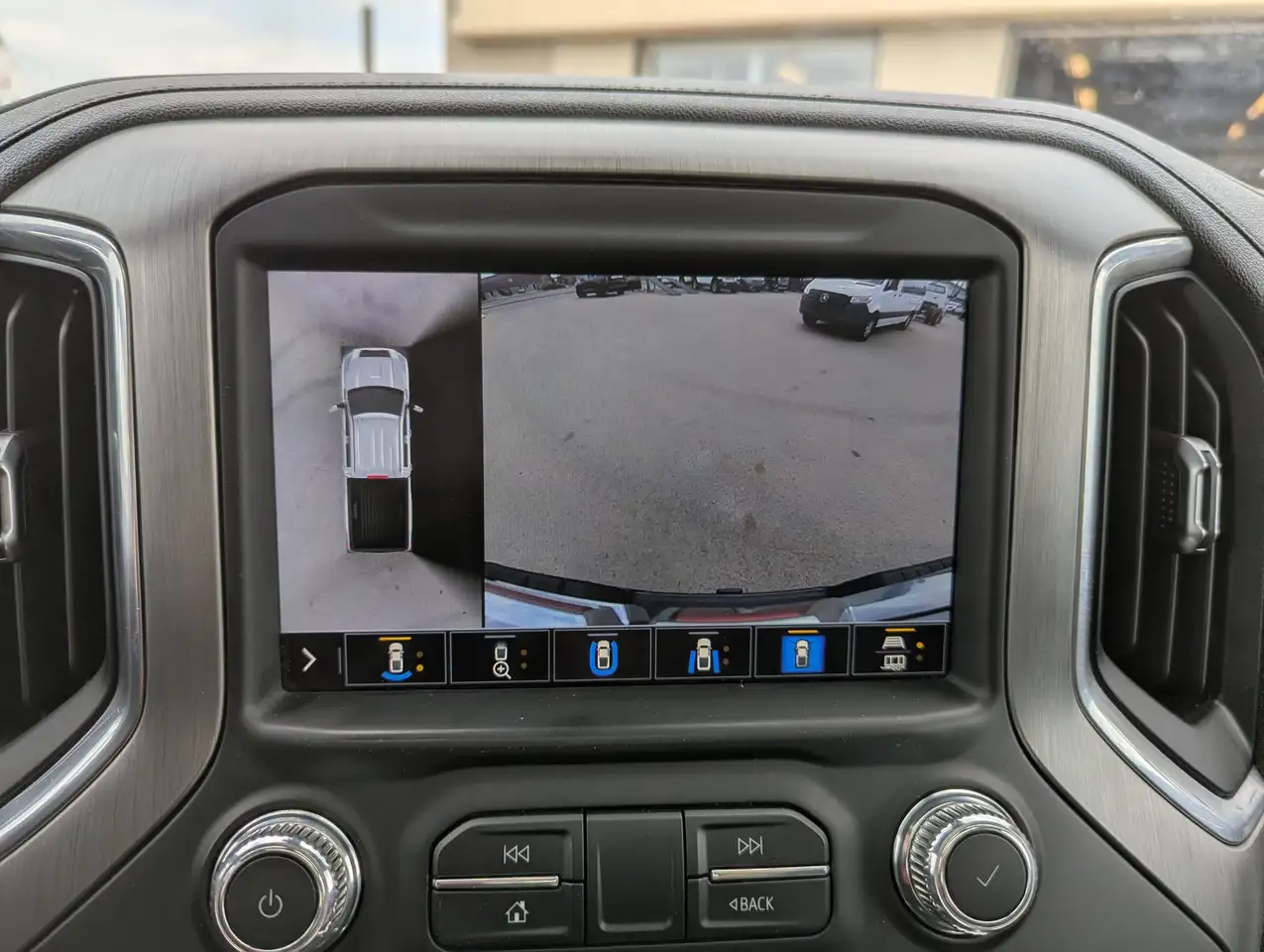 GMC Sierra 3500HD снимка GMC Sierra 3500HD