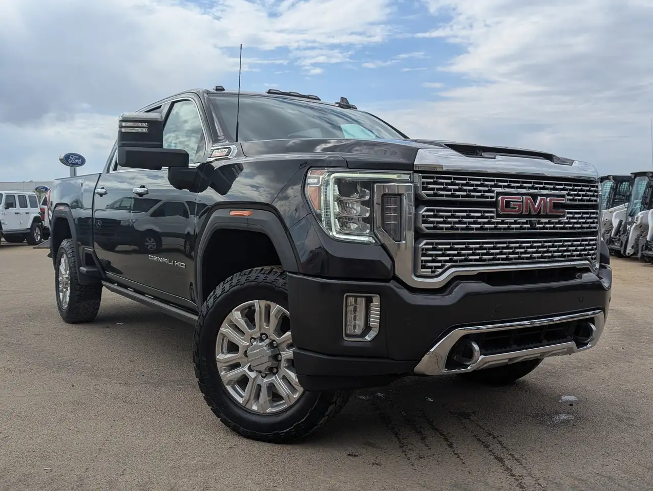 GMC Sierra 3500HD снимка GMC Sierra 3500HD