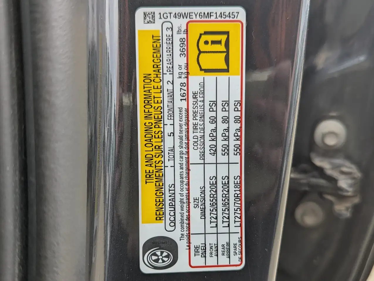 GMC Sierra 3500HD снимка GMC Sierra 3500HD