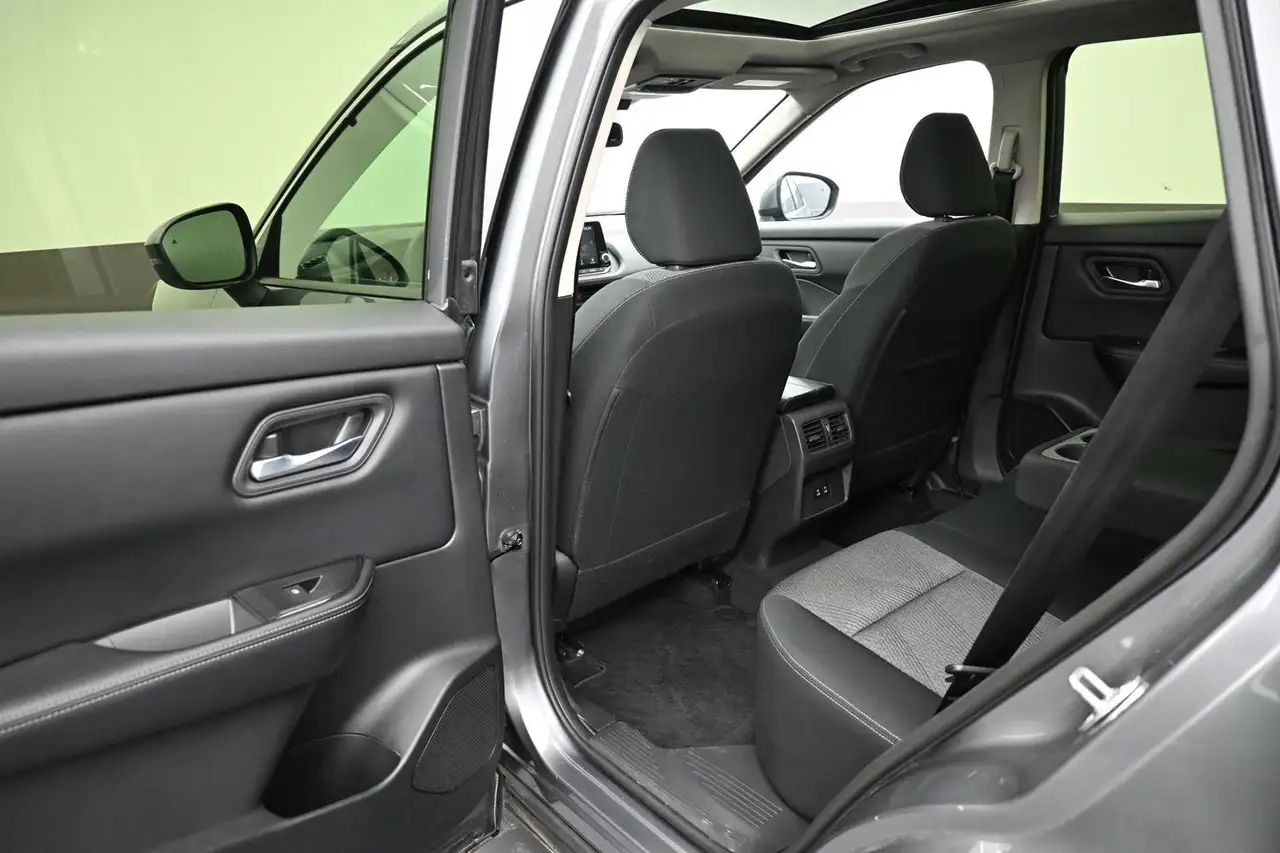 Nissan Rogue fotografie Nissan Rogue