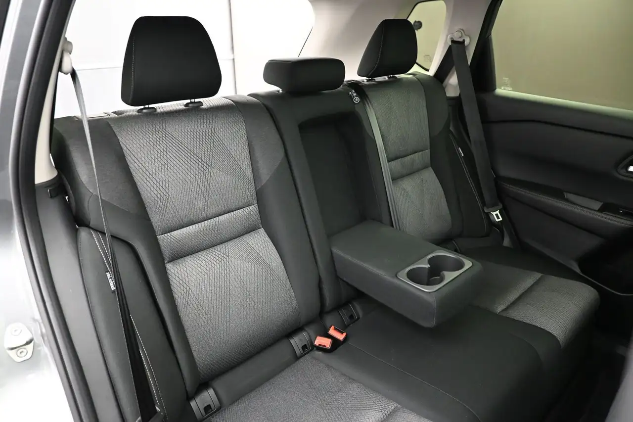 Nissan Rogue fotografie Nissan Rogue