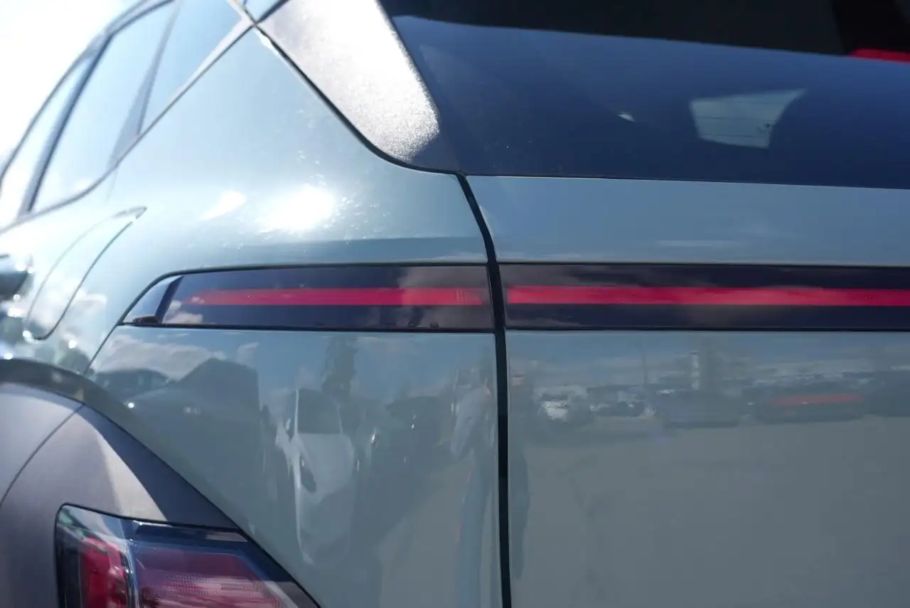 Hyundai KONA снимка Hyundai KONA