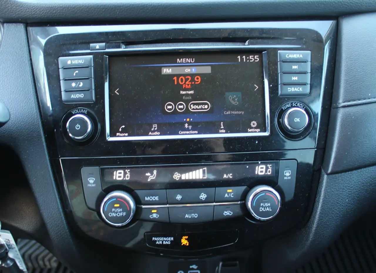 Nissan Rogue fotografie Nissan Rogue