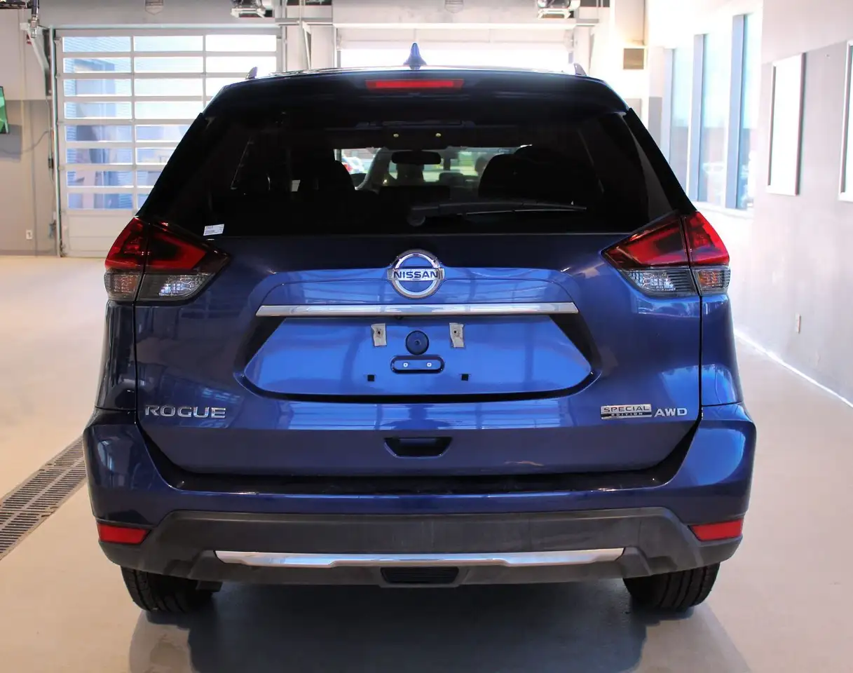 Nissan Rogue fotografie Nissan Rogue