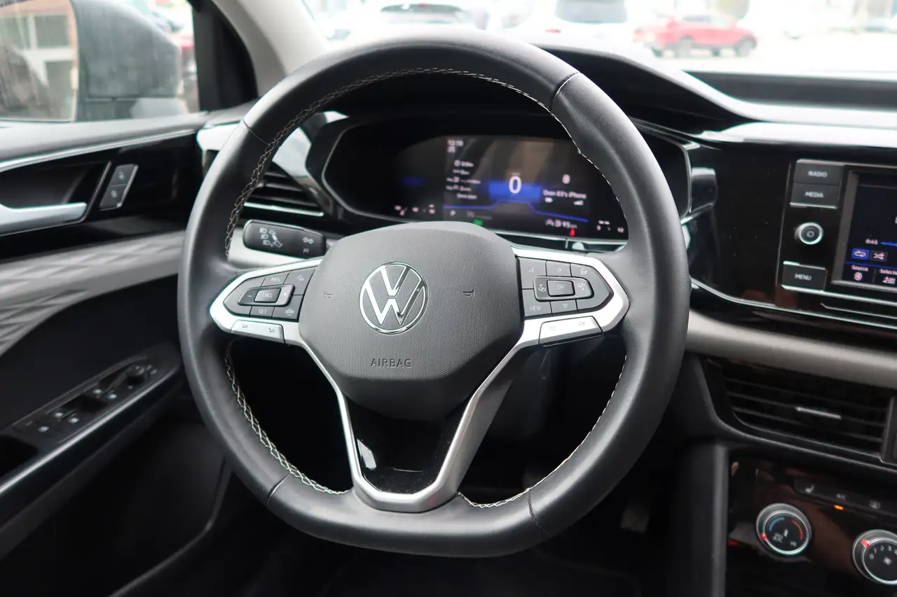 Volkswagen Taos снимка Volkswagen Taos