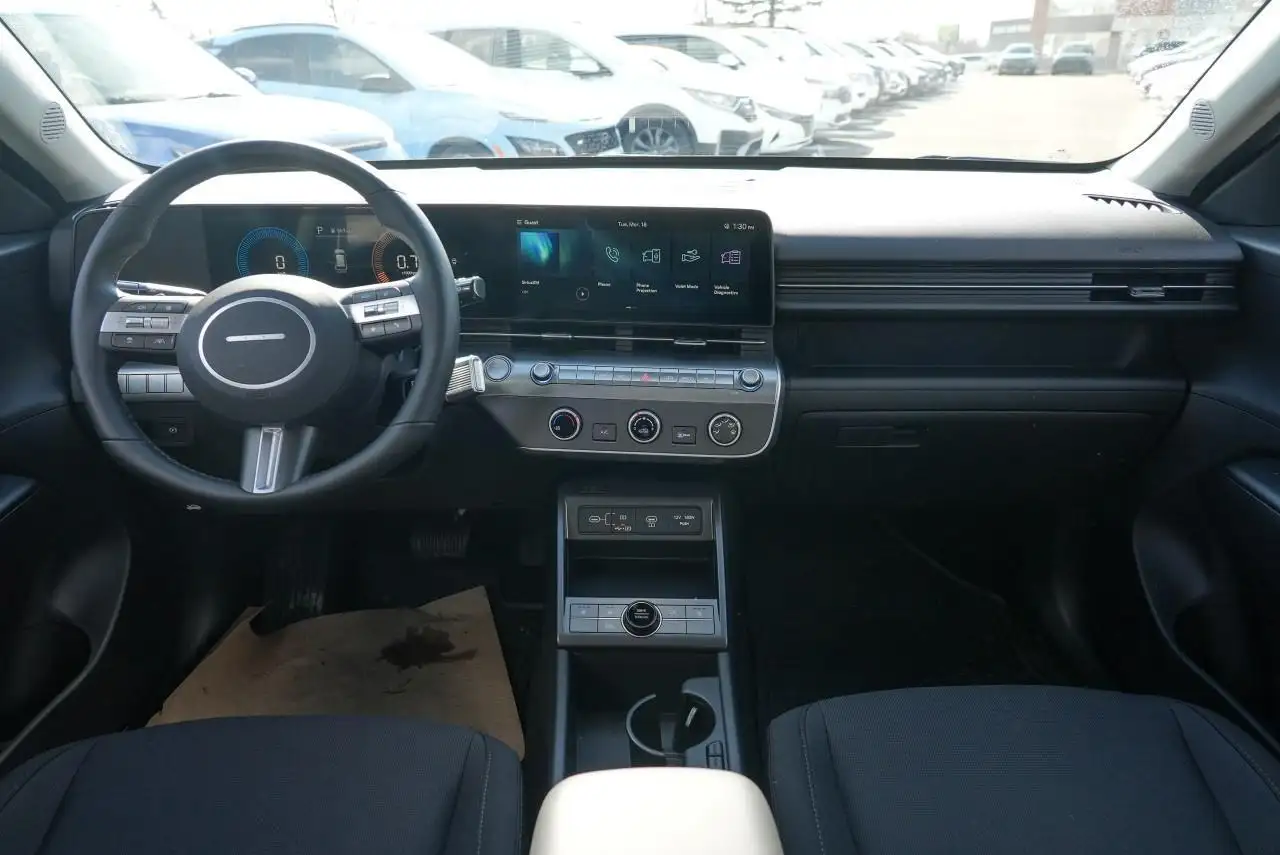 Hyundai KONA снимка Hyundai KONA