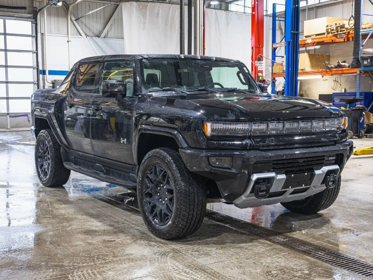 GMC HUMMER EV Pickup снимка GMC HUMMER EV Pickup