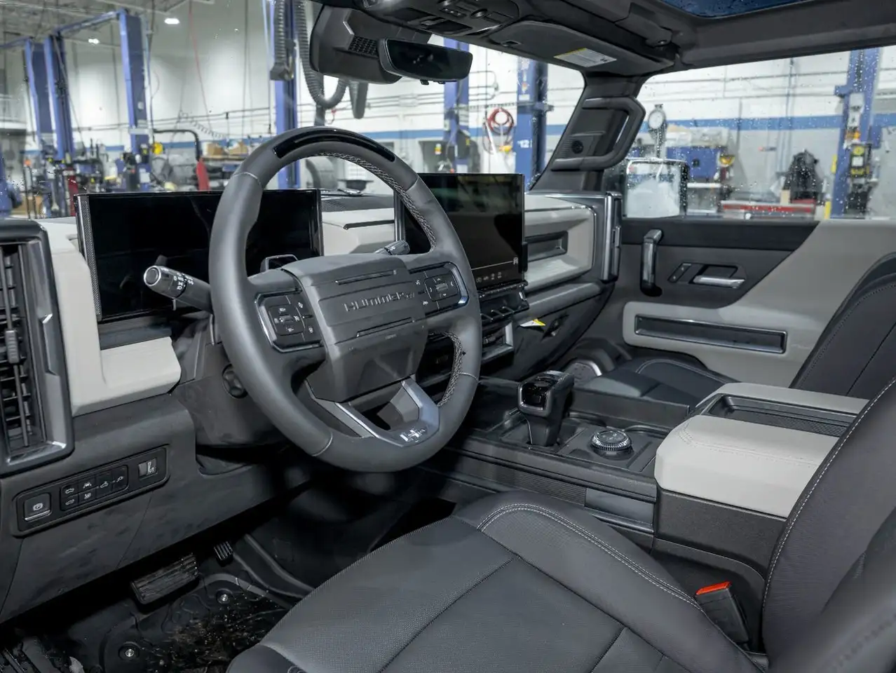GMC HUMMER EV Pickup снимка GMC HUMMER EV Pickup