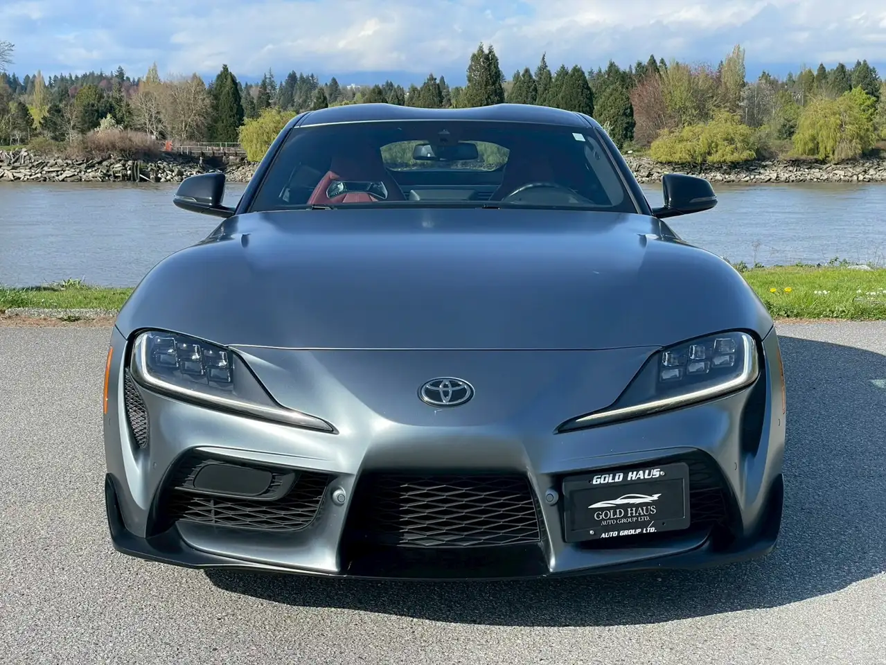 Toyota GR Supra снимка Toyota GR Supra