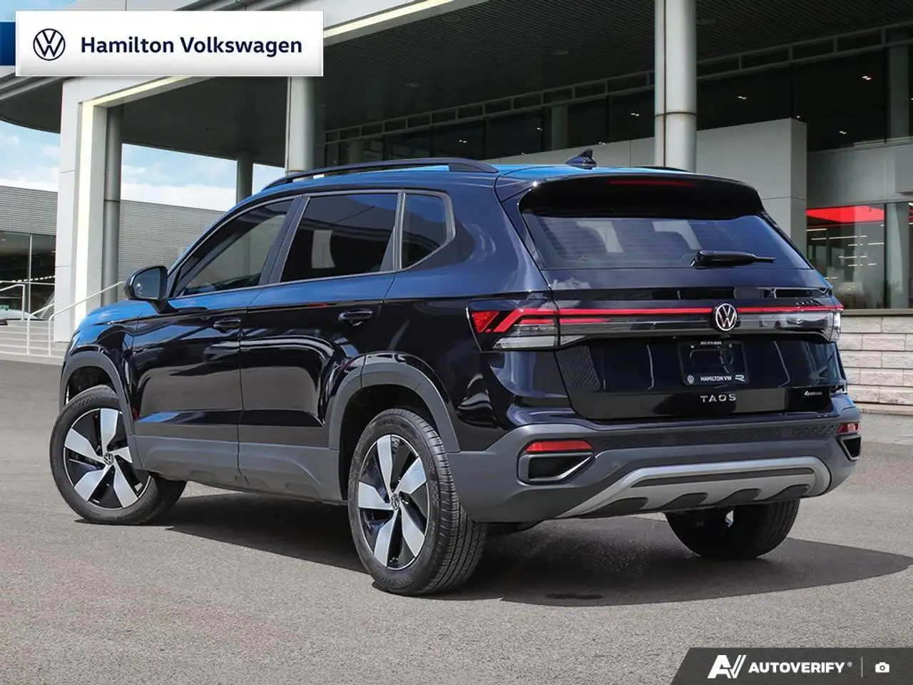 Volkswagen Taos снимка Volkswagen Taos