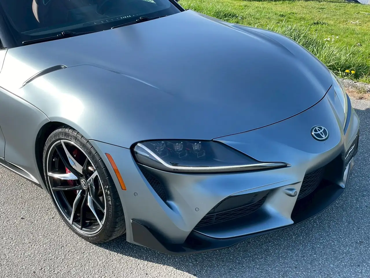 Toyota GR Supra снимка Toyota GR Supra
