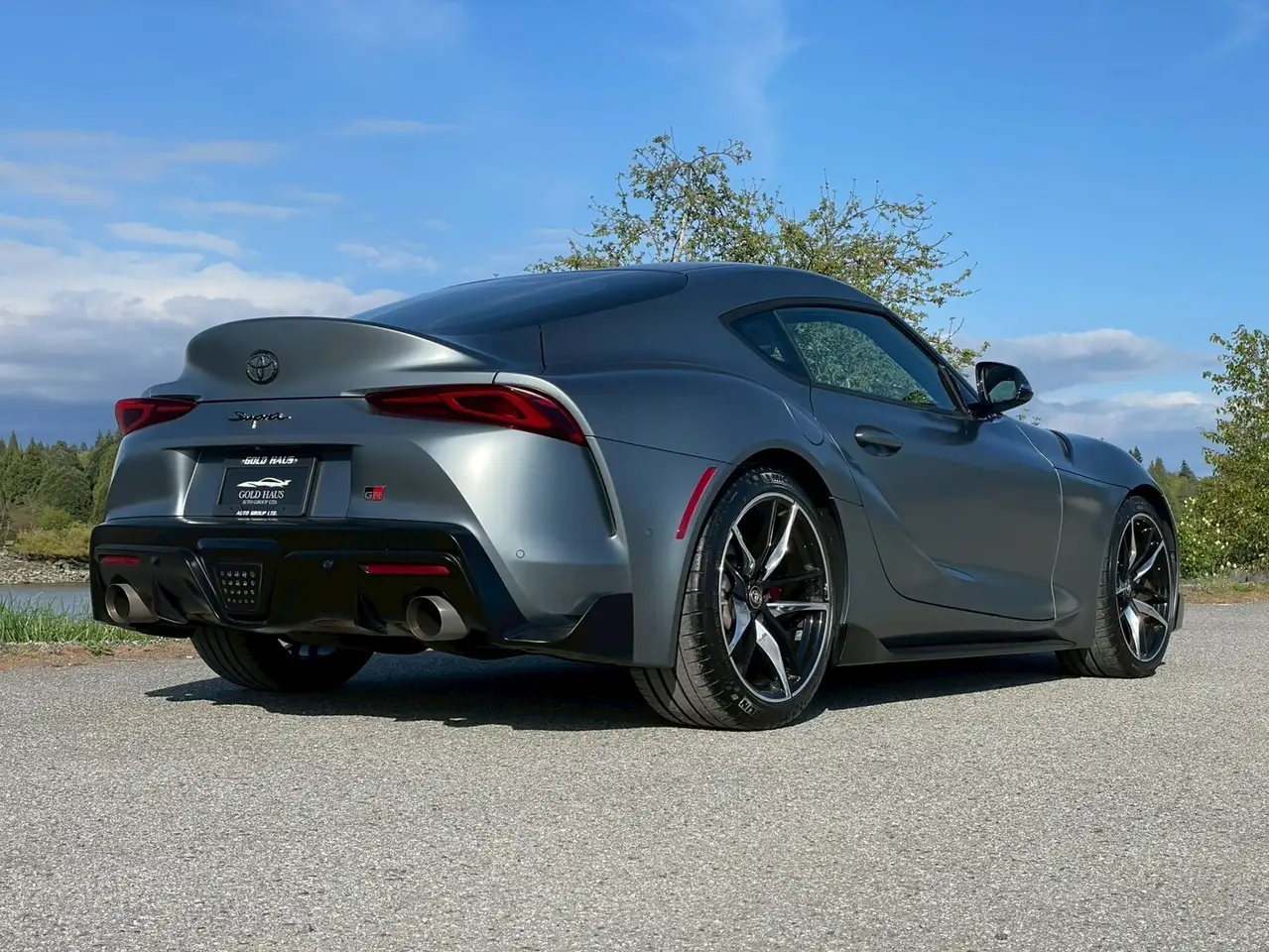 Toyota GR Supra снимка Toyota GR Supra